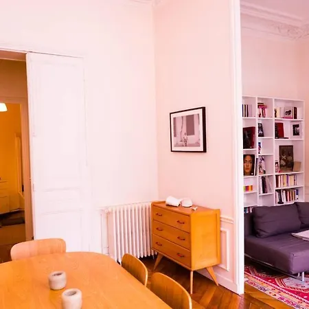 Apartment Elegant Haussmannien Paris